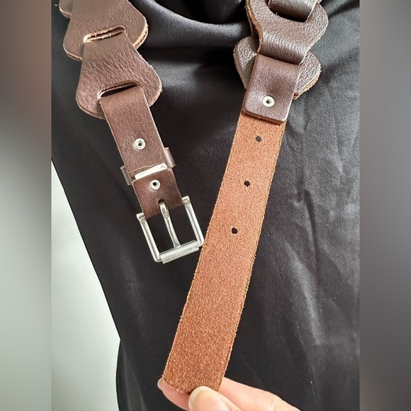 BELT Brown Link Design Faux Leather Fashion Design Women 36 Silver Hardware EUC - Picture 5 of 10